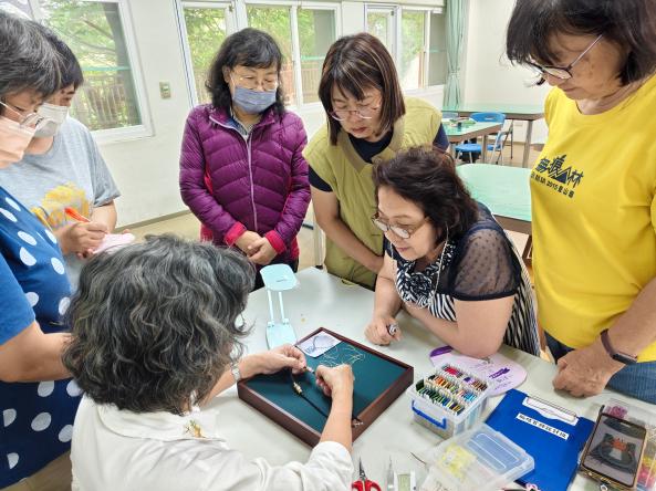 編結首飾設計班